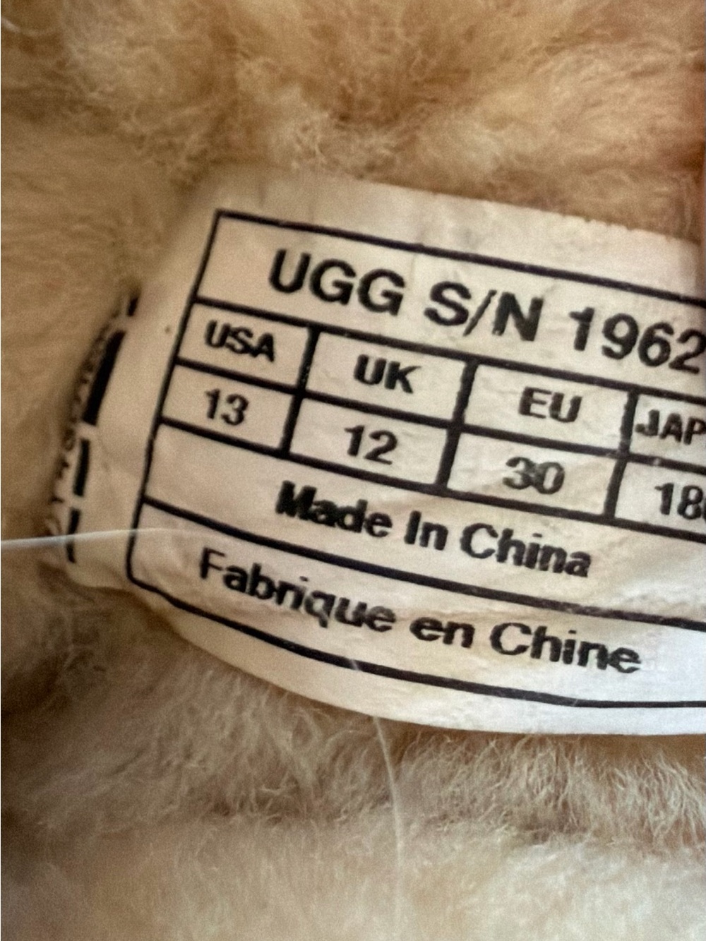UGG Kids Tall Chestnut Bailey Button Shearling Boots kids 13 - Picture 9 of 10